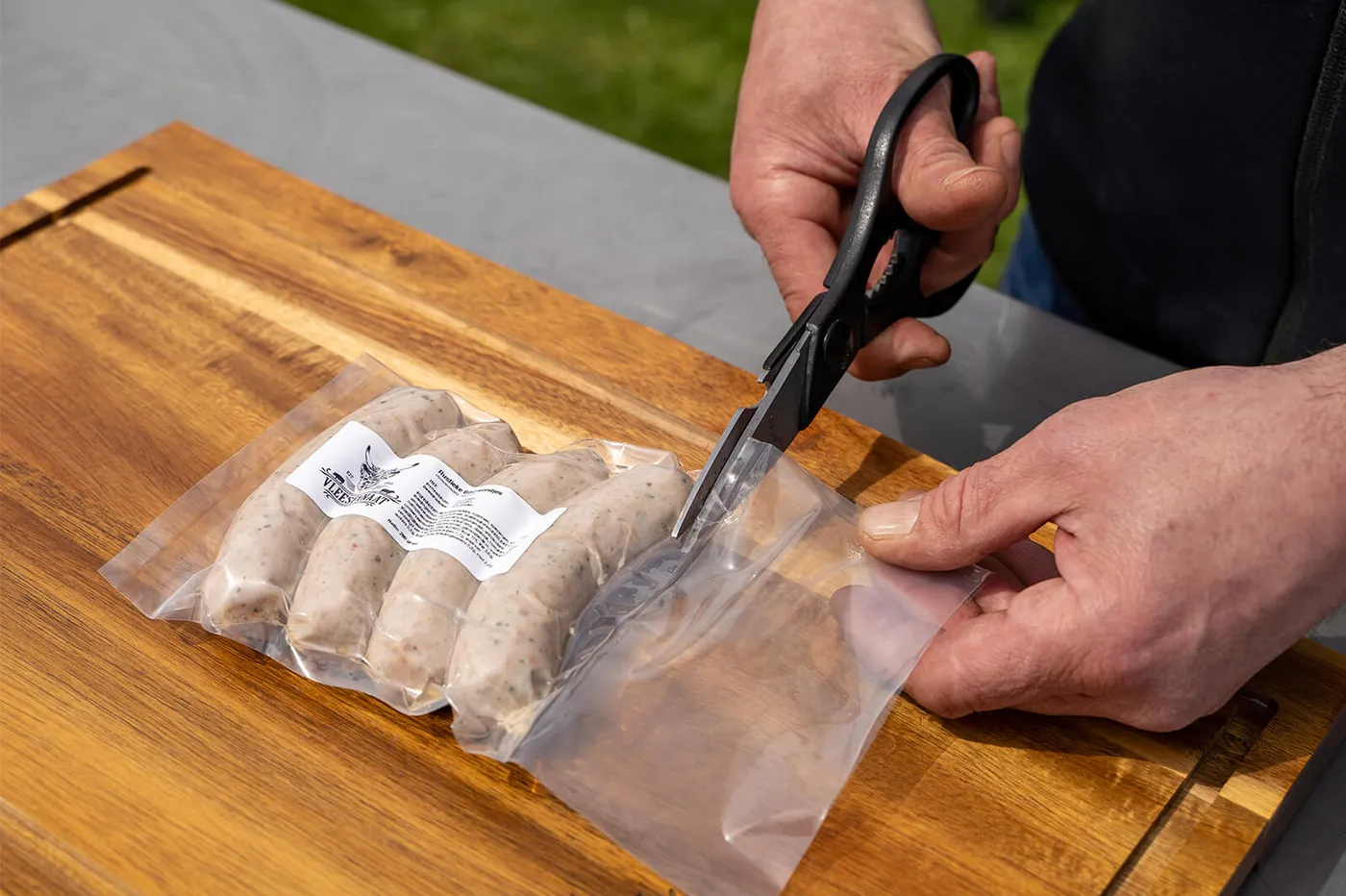 BBQ worstjes uitpakken